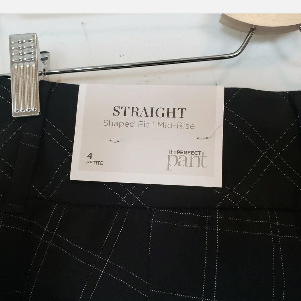 Christopher & Banks Pants 4p Black Plaid Shaped Fit Mid Rise Trouser Career New — image 6 of 8